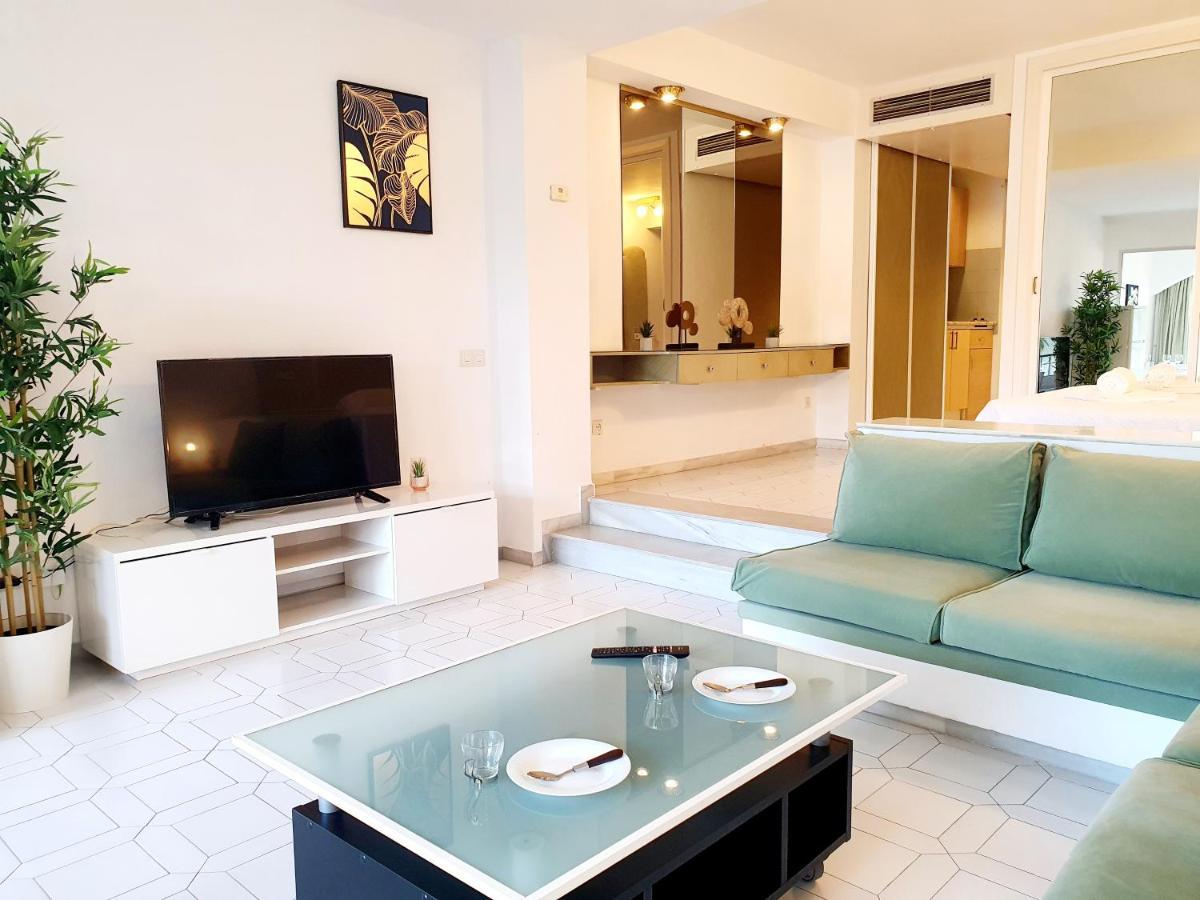 Miraflores Town Studio Sitio de Calahonda Екстер'єр фото