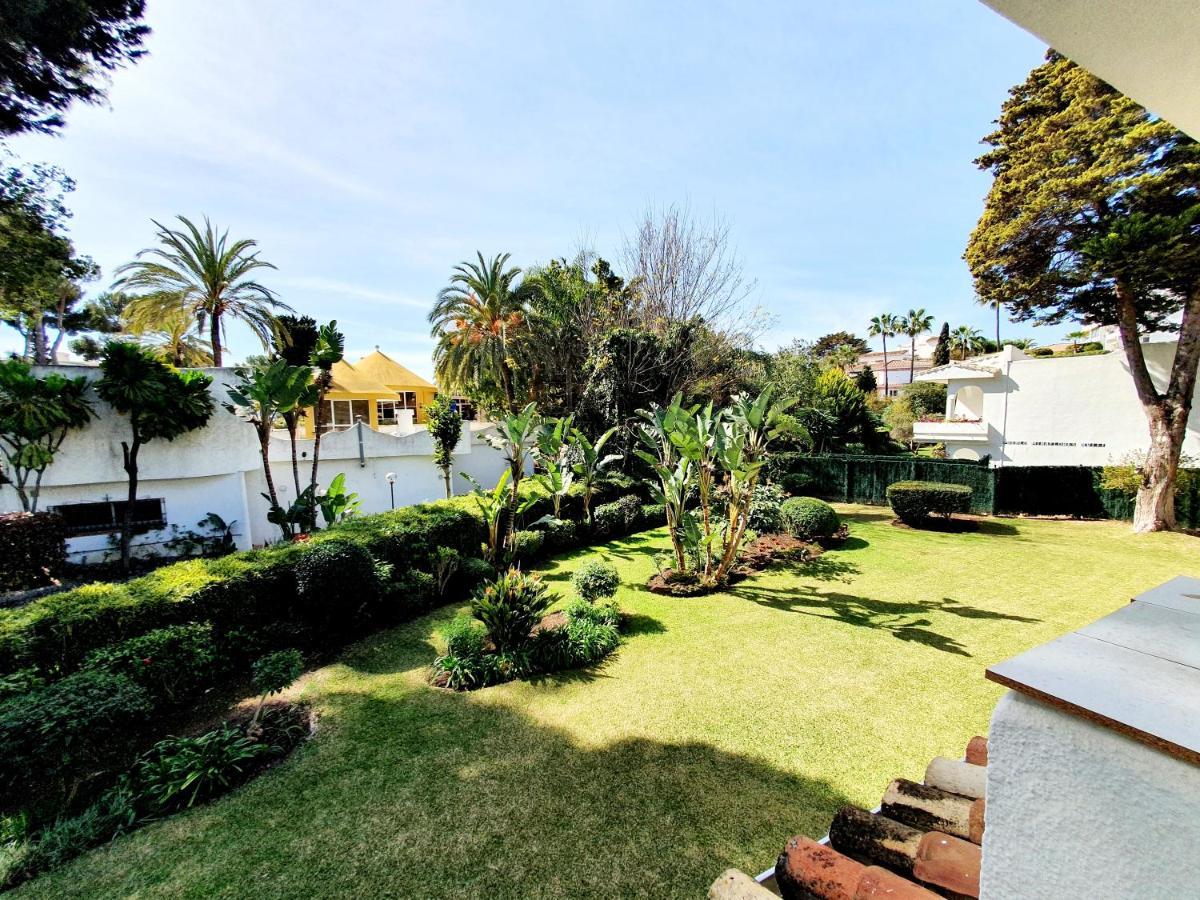 Miraflores Town Studio Sitio de Calahonda Екстер'єр фото
