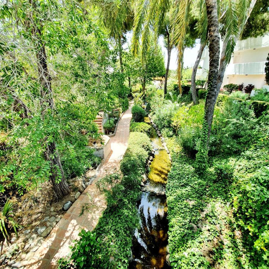 Miraflores Town Studio Sitio de Calahonda Екстер'єр фото