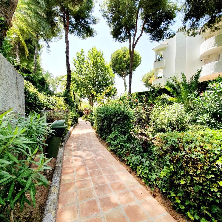 Miraflores Town Studio Sitio de Calahonda Екстер'єр фото